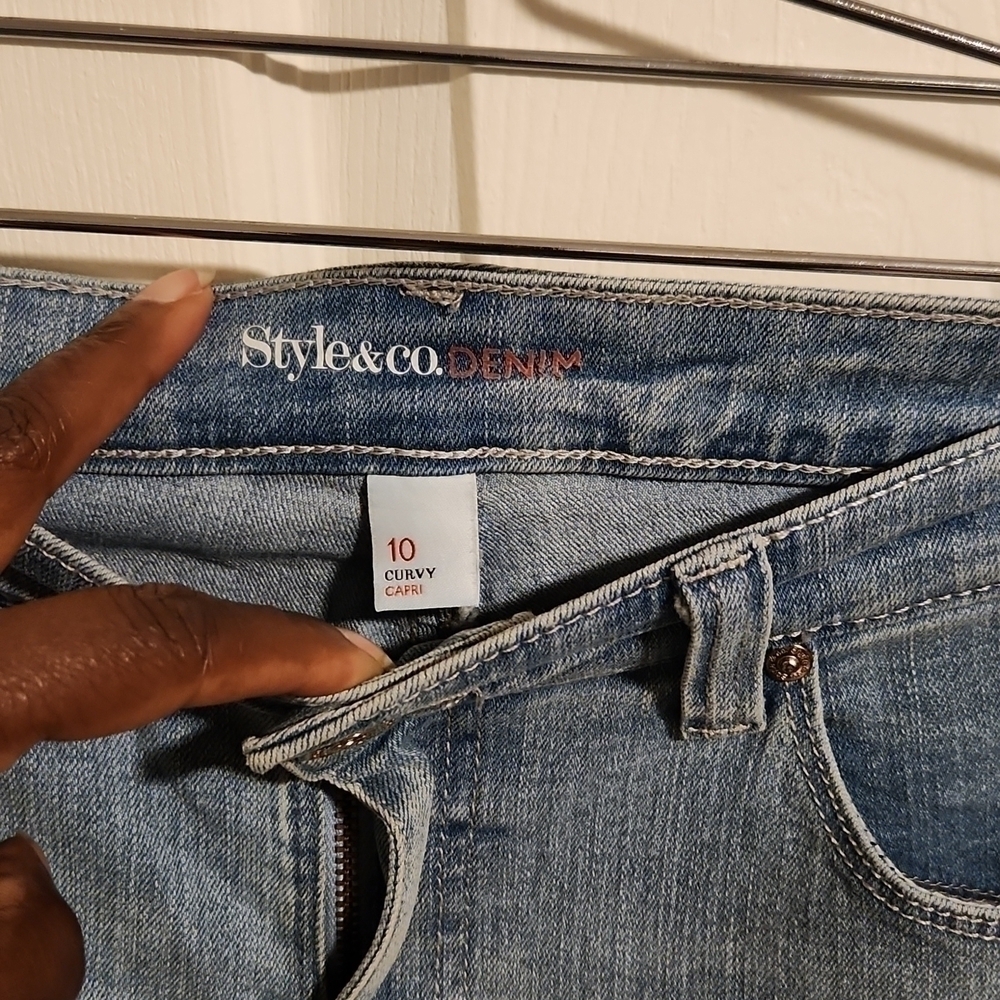 Style & Co High Cuffed Denim Capris With Studded Cuff - Picture 3 of 6